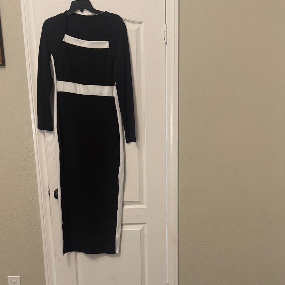 SHEIN Black and White Long Sleeve Dress